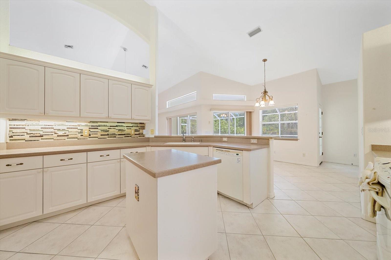 630 OLD ENGLEWOOD RD — photo 17