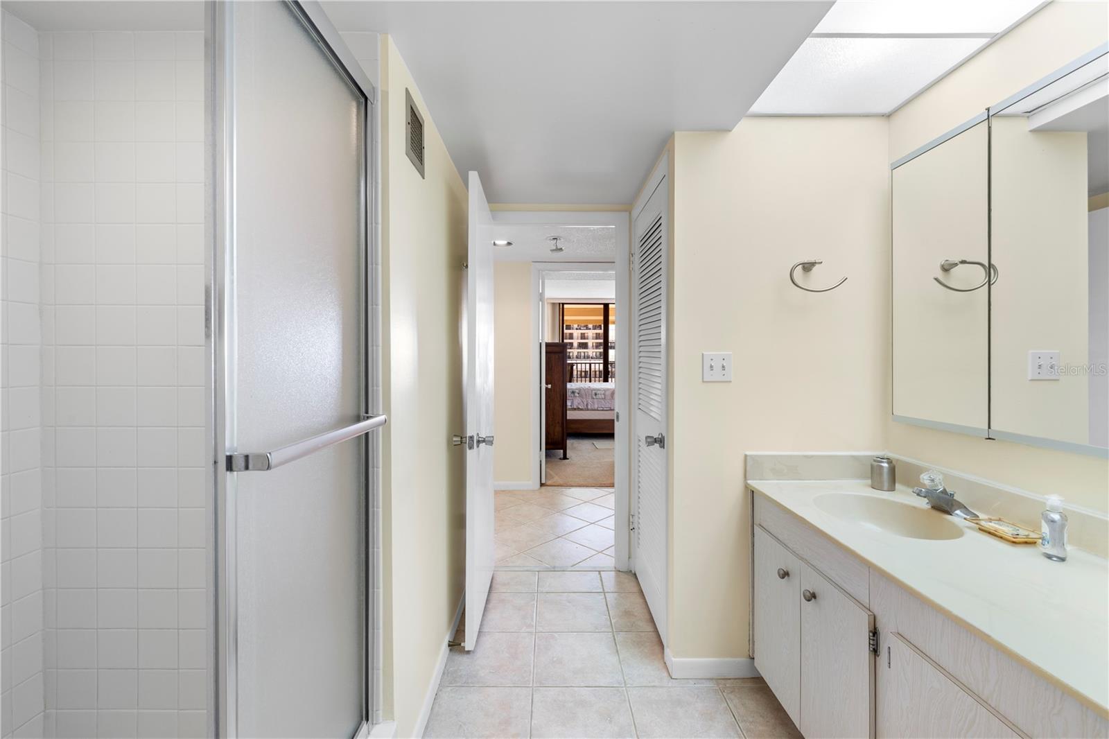 1460 GULF BLVD #412 — photo 32