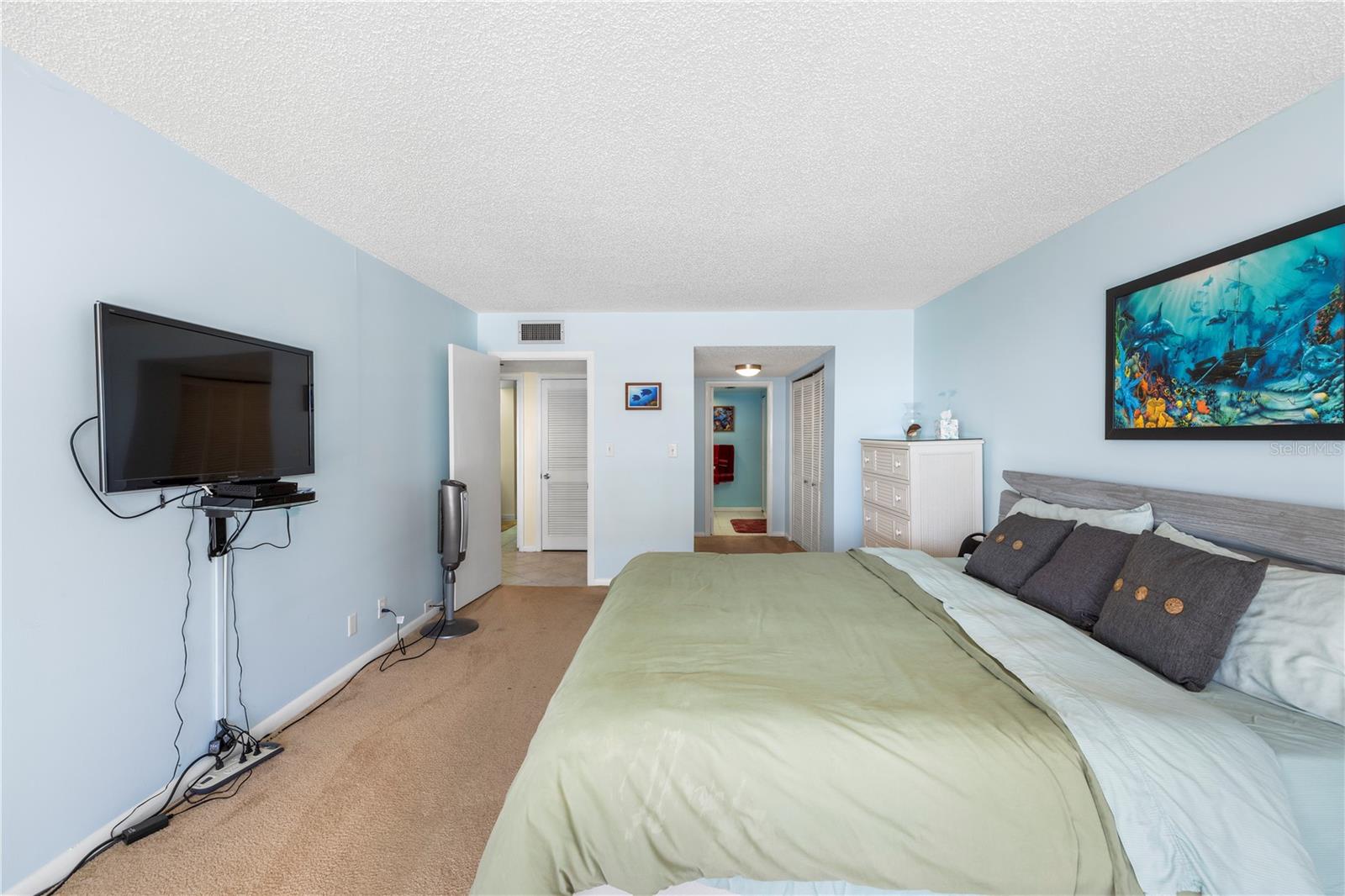 1460 GULF BLVD #412 — photo 35