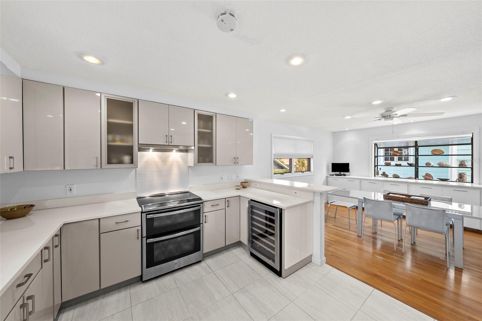 1304 PASS A GRILLE WAY — photo 17
