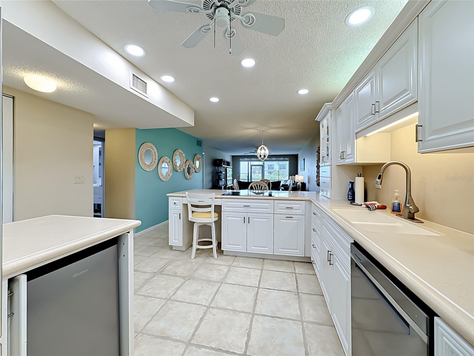 1515 PELICAN POINT DR #BA185 — photo 16