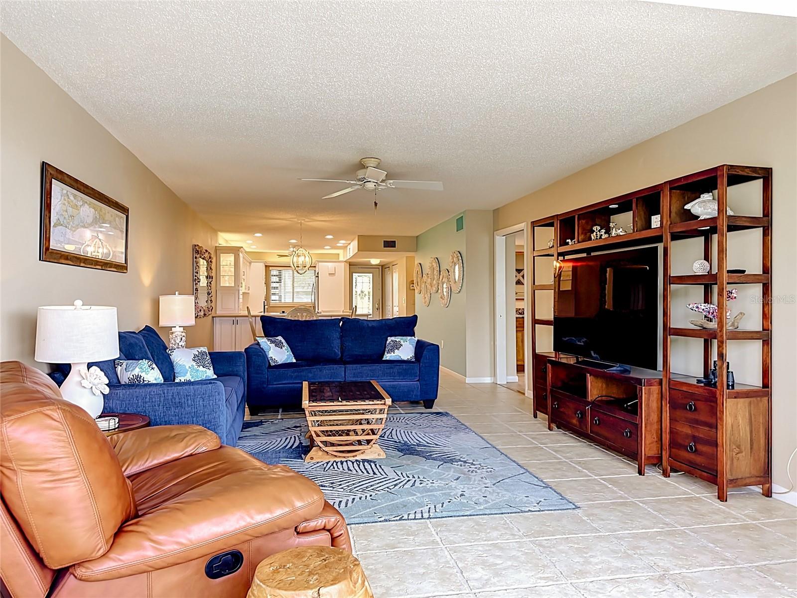 1515 PELICAN POINT DR #BA185 — photo 32