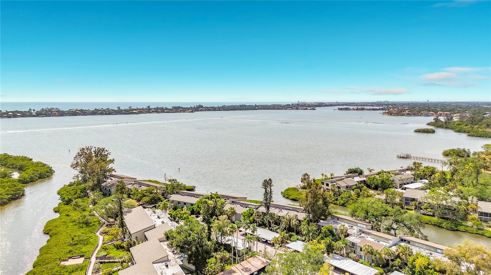 1515 PELICAN POINT DR #BA185 — photo 2