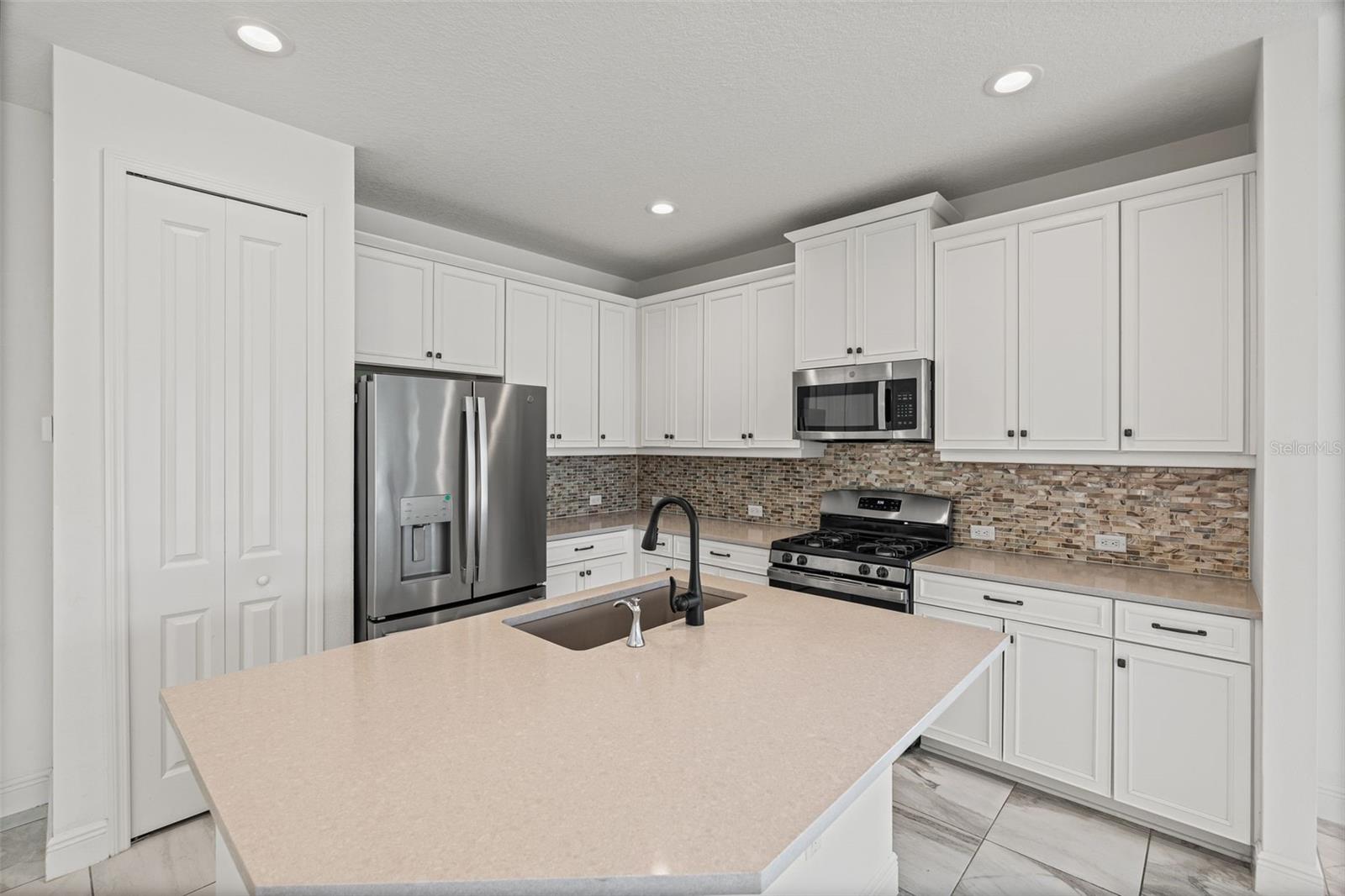14632 BAREFOOT LN — photo 12