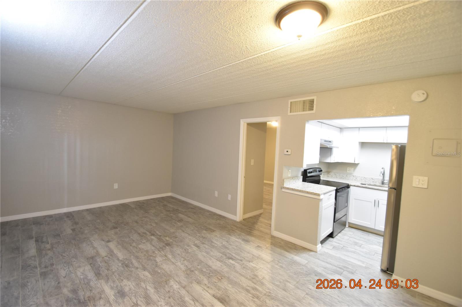 306 DANUBE AVE #2 — photo 5