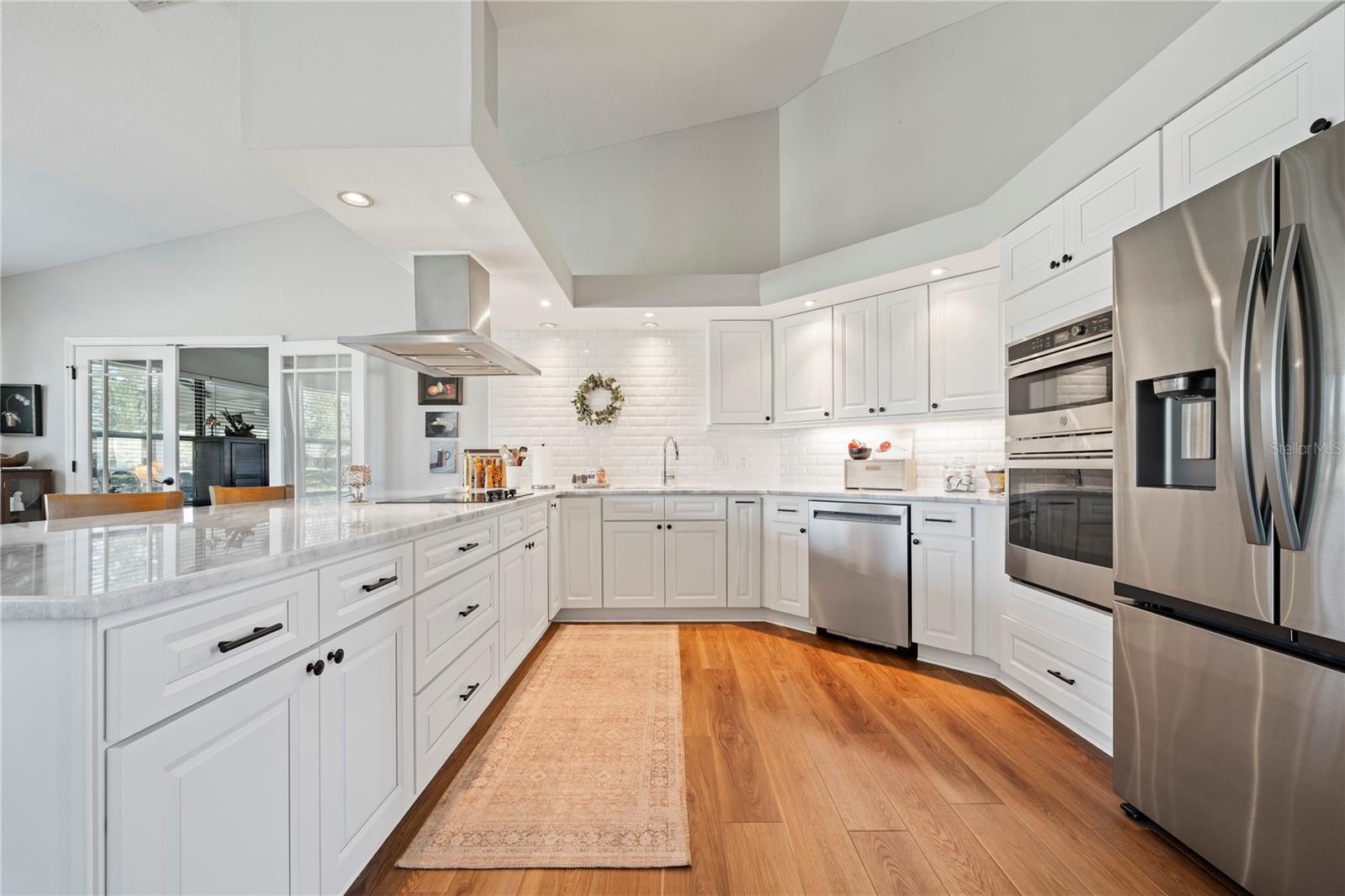 6219 HUNTINGTON DR — photo 5