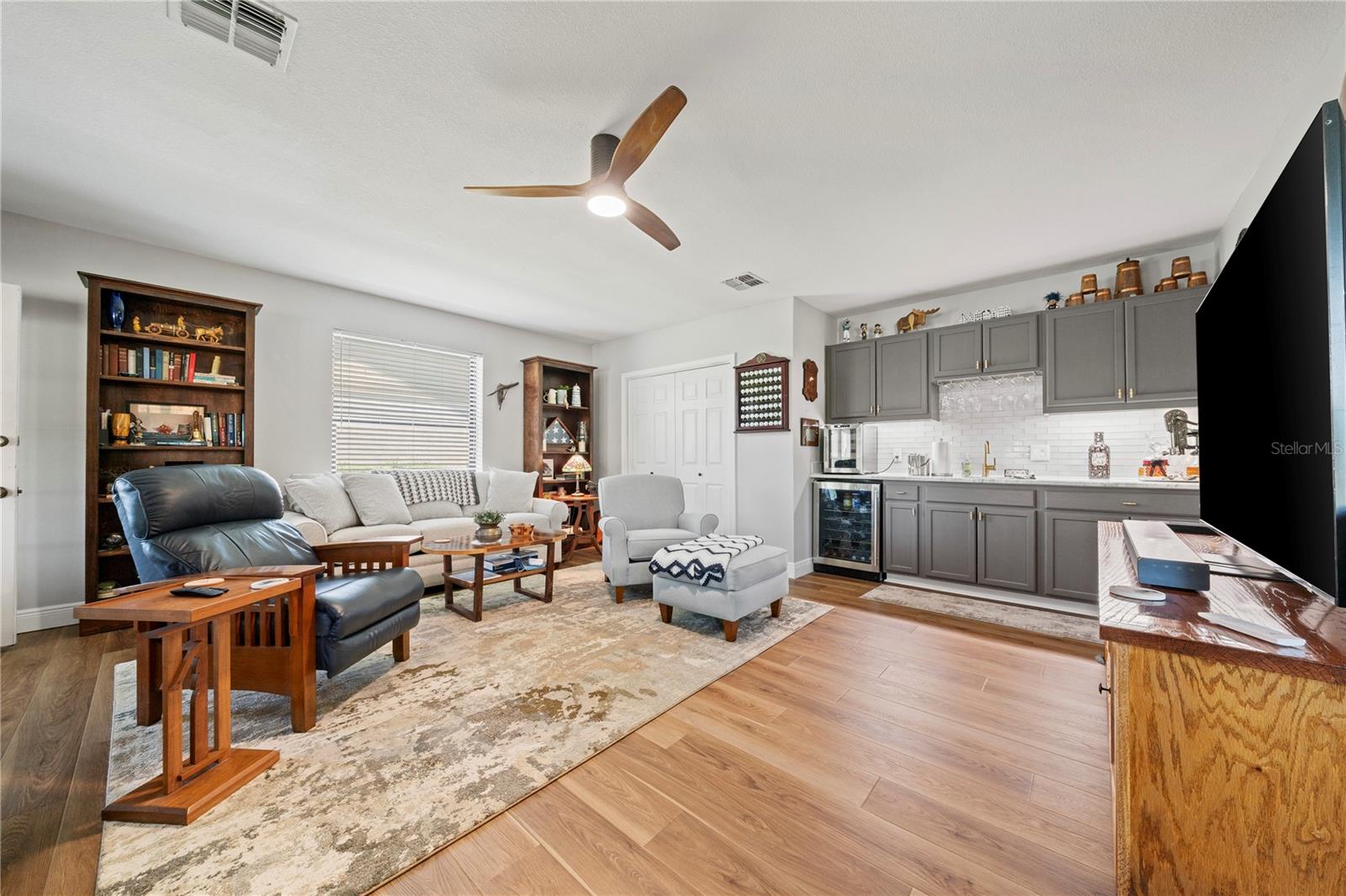 6219 HUNTINGTON DR — photo 24