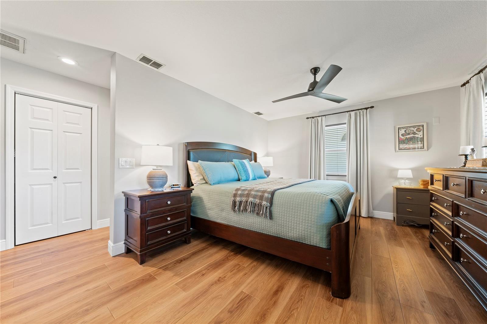 6219 HUNTINGTON DR — photo 18