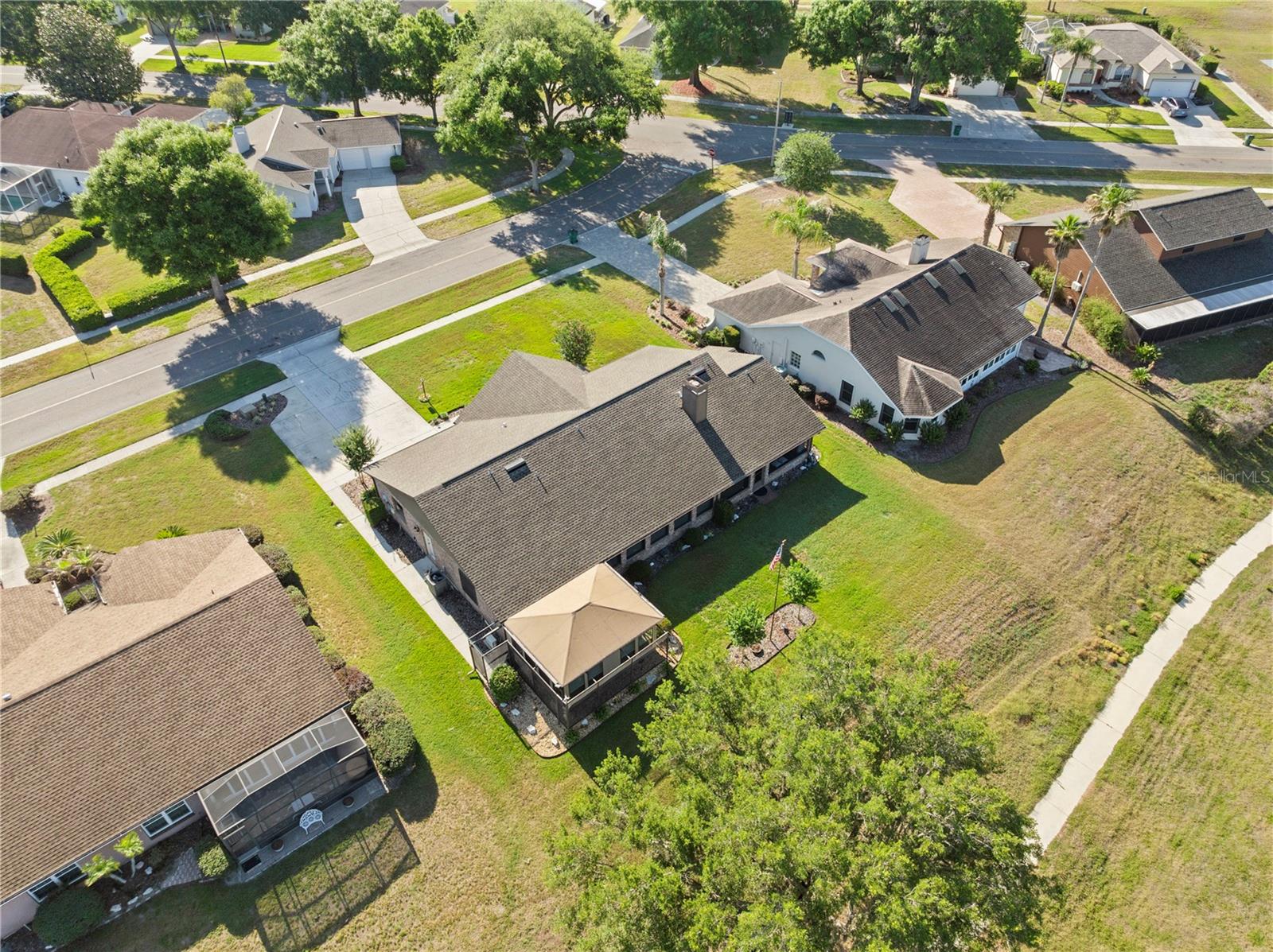 6219 HUNTINGTON DR — photo 47