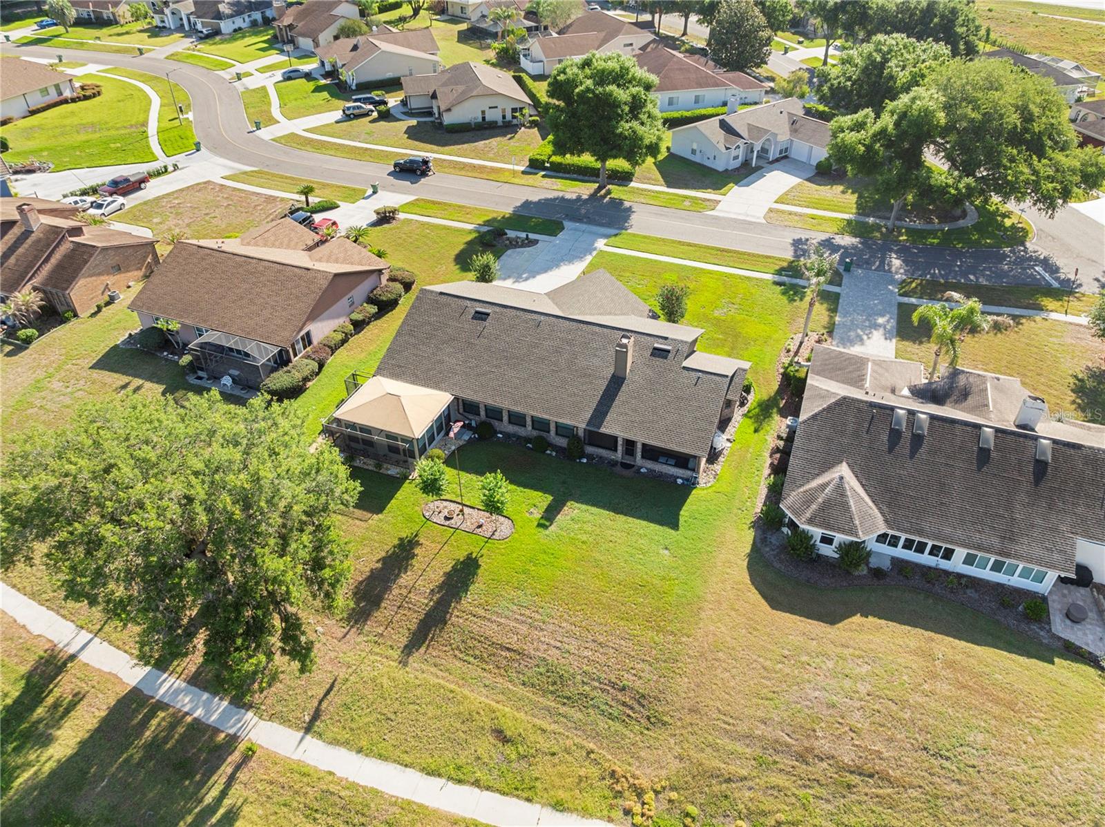 6219 HUNTINGTON DR — photo 49