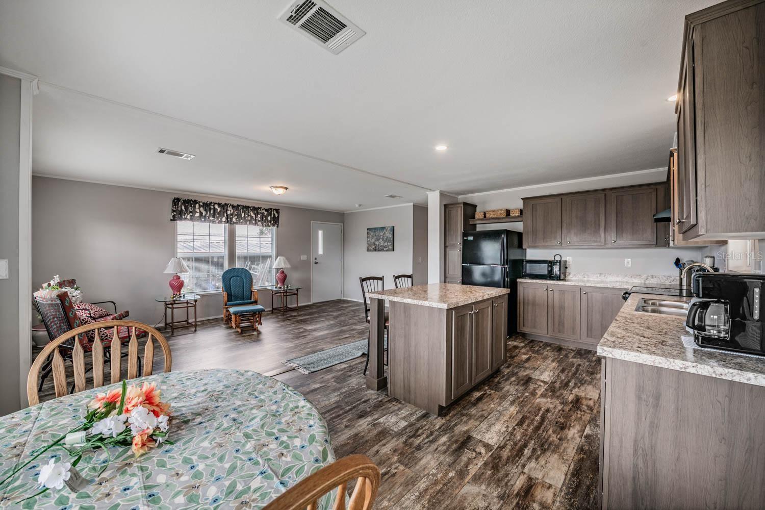 36747 LAKEWOOD DR — photo 16
