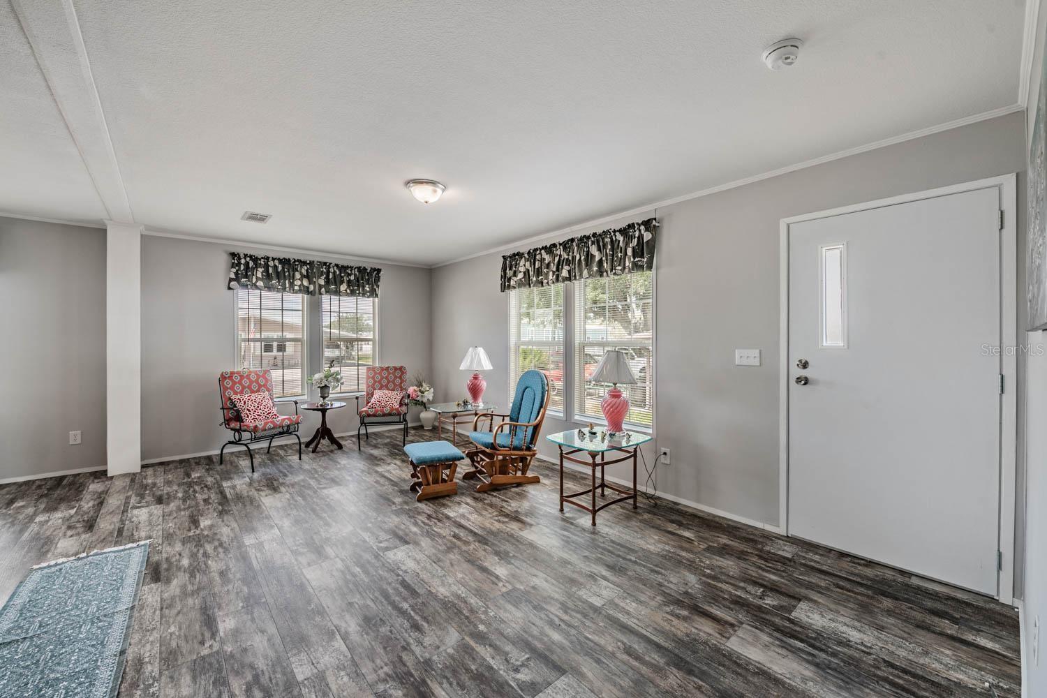36747 LAKEWOOD DR — photo 18