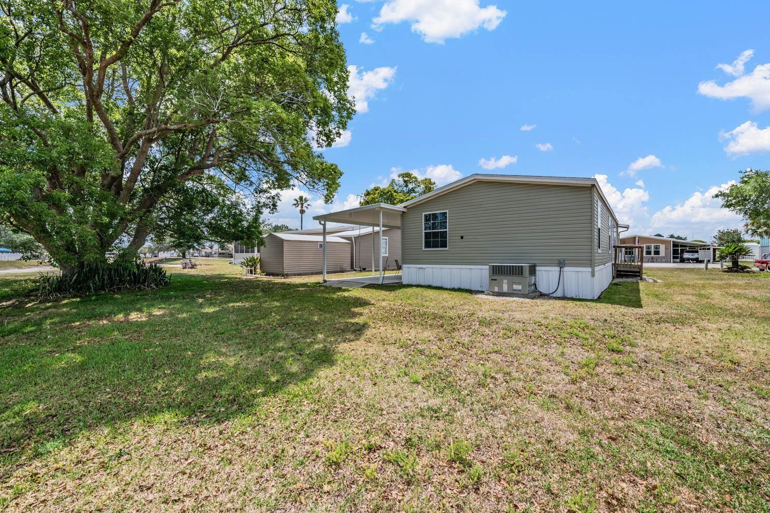 36747 LAKEWOOD DR — photo 28