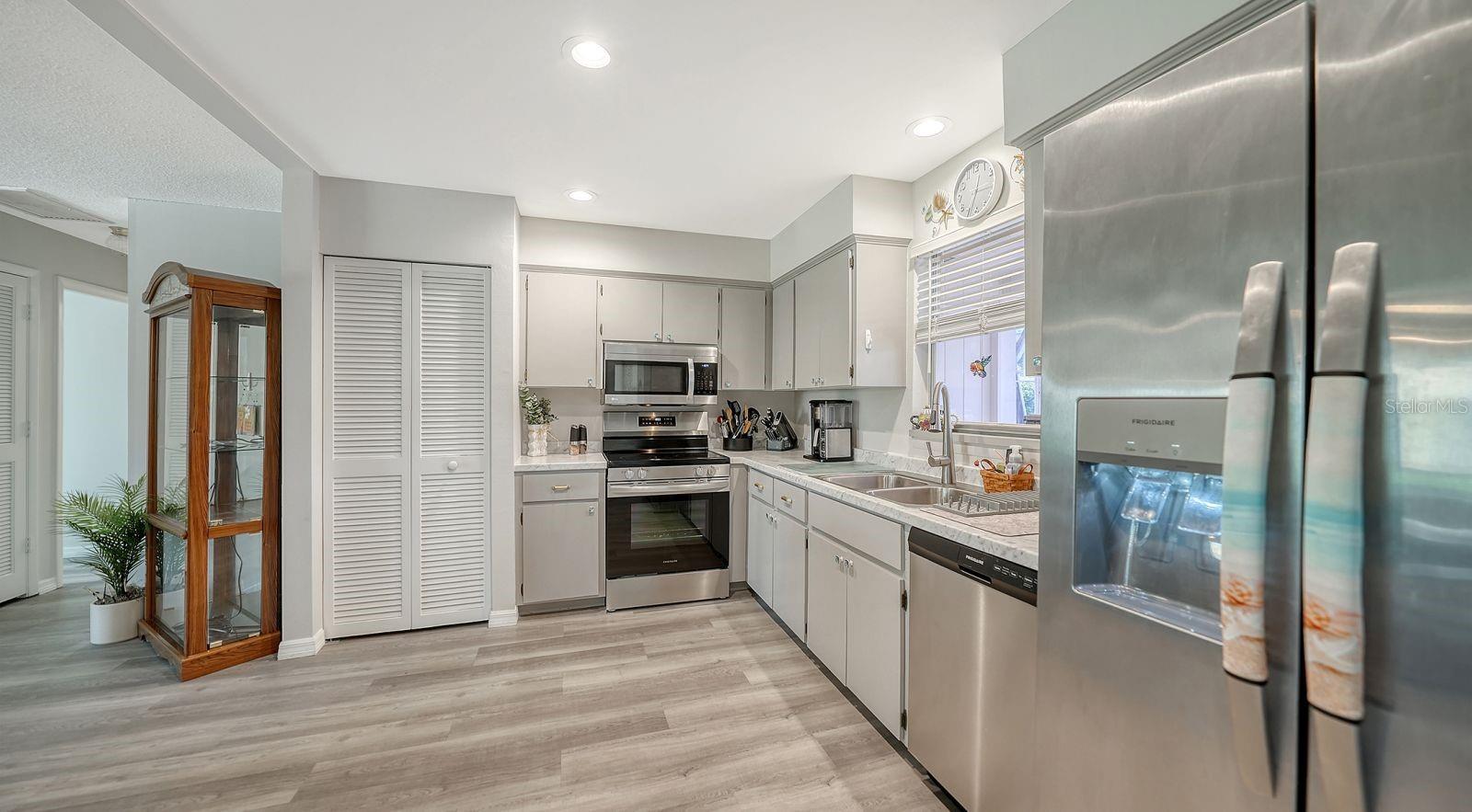 2902 CAPTIVA GARDENS DR #3 — photo 15