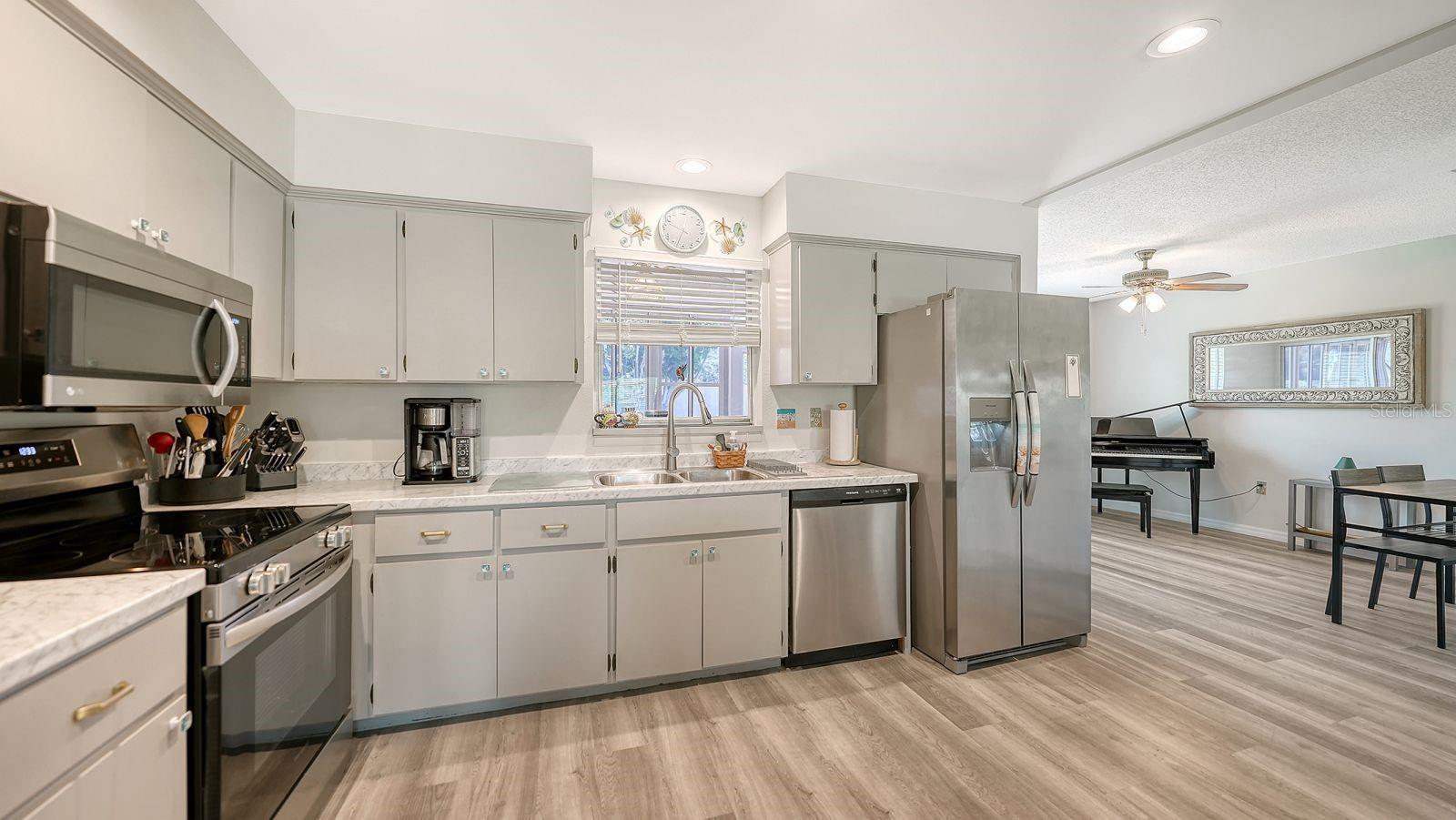 2902 CAPTIVA GARDENS DR #3 — photo 13
