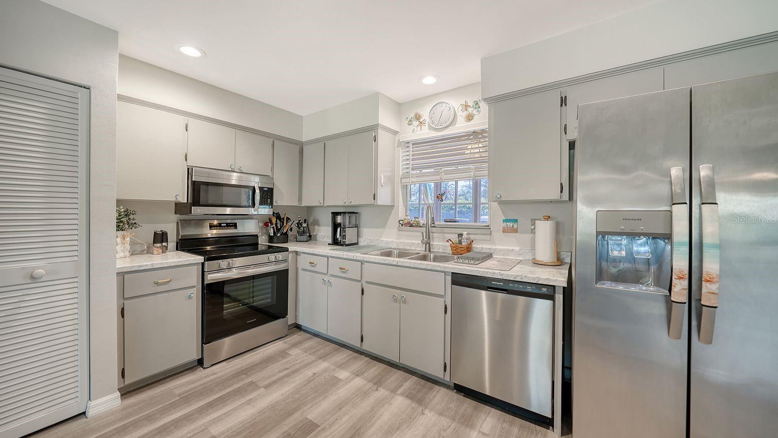 2902 CAPTIVA GARDENS DR #3 — photo 14