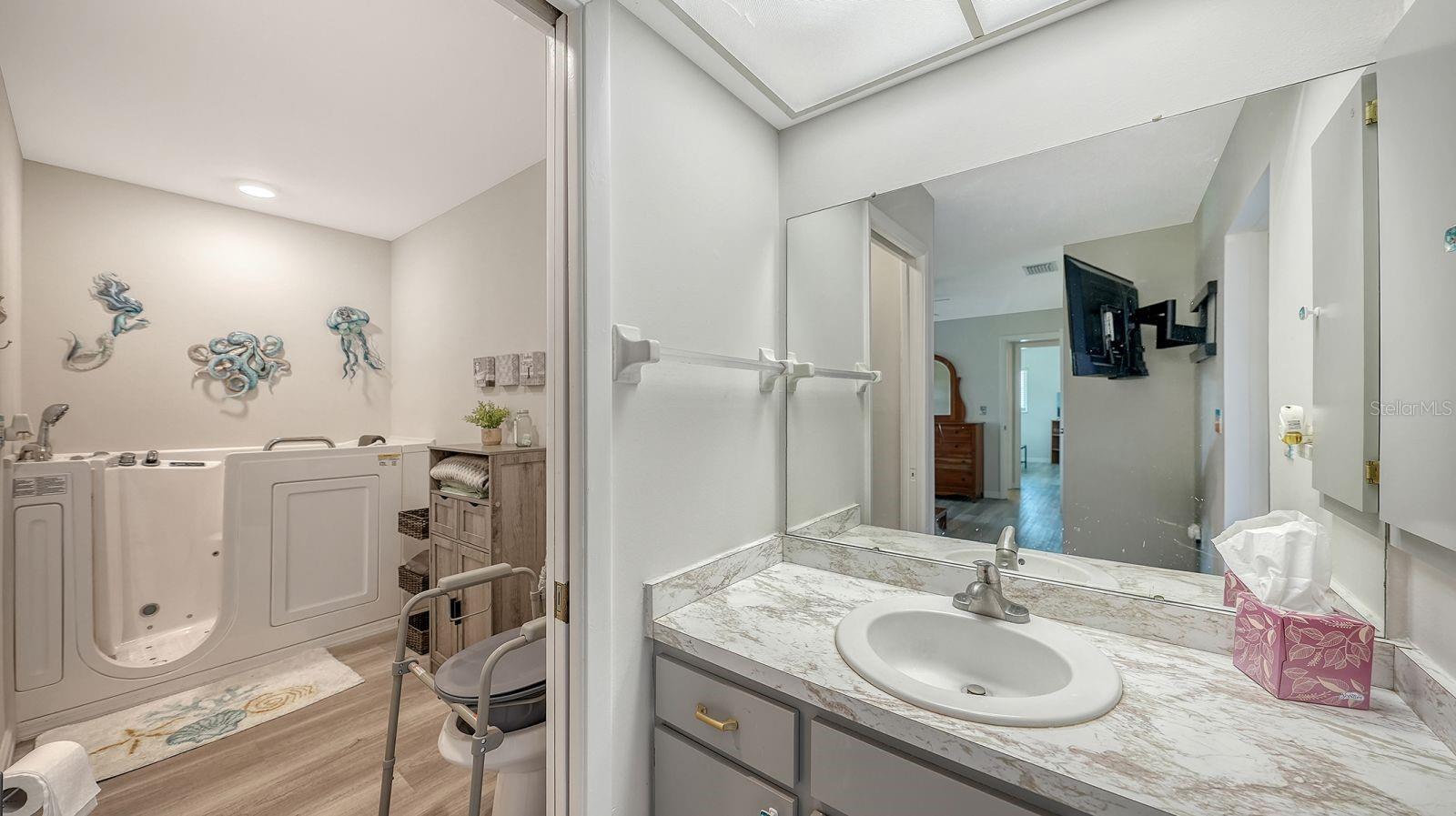 2902 CAPTIVA GARDENS DR #3 — photo 23