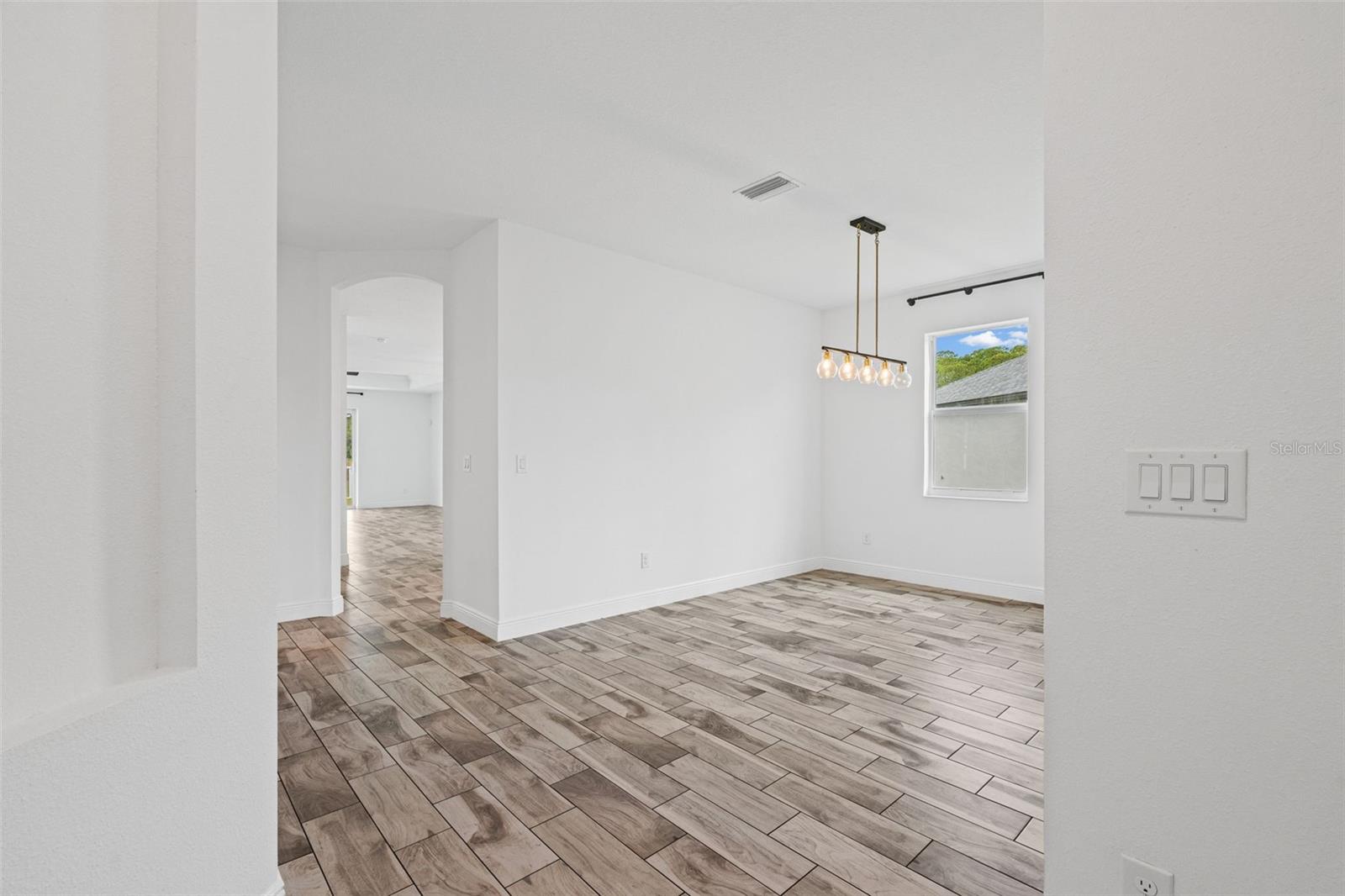 8093 TEA OLIVE TER — photo 10