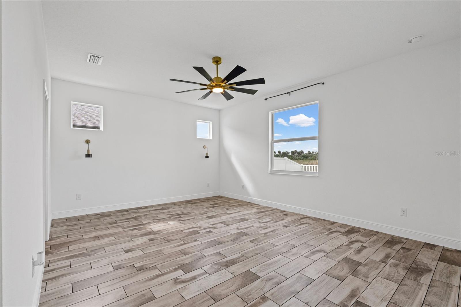 8093 TEA OLIVE TER — photo 24