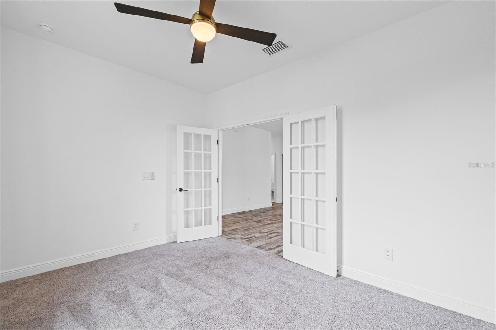 8093 TEA OLIVE TER — photo 14