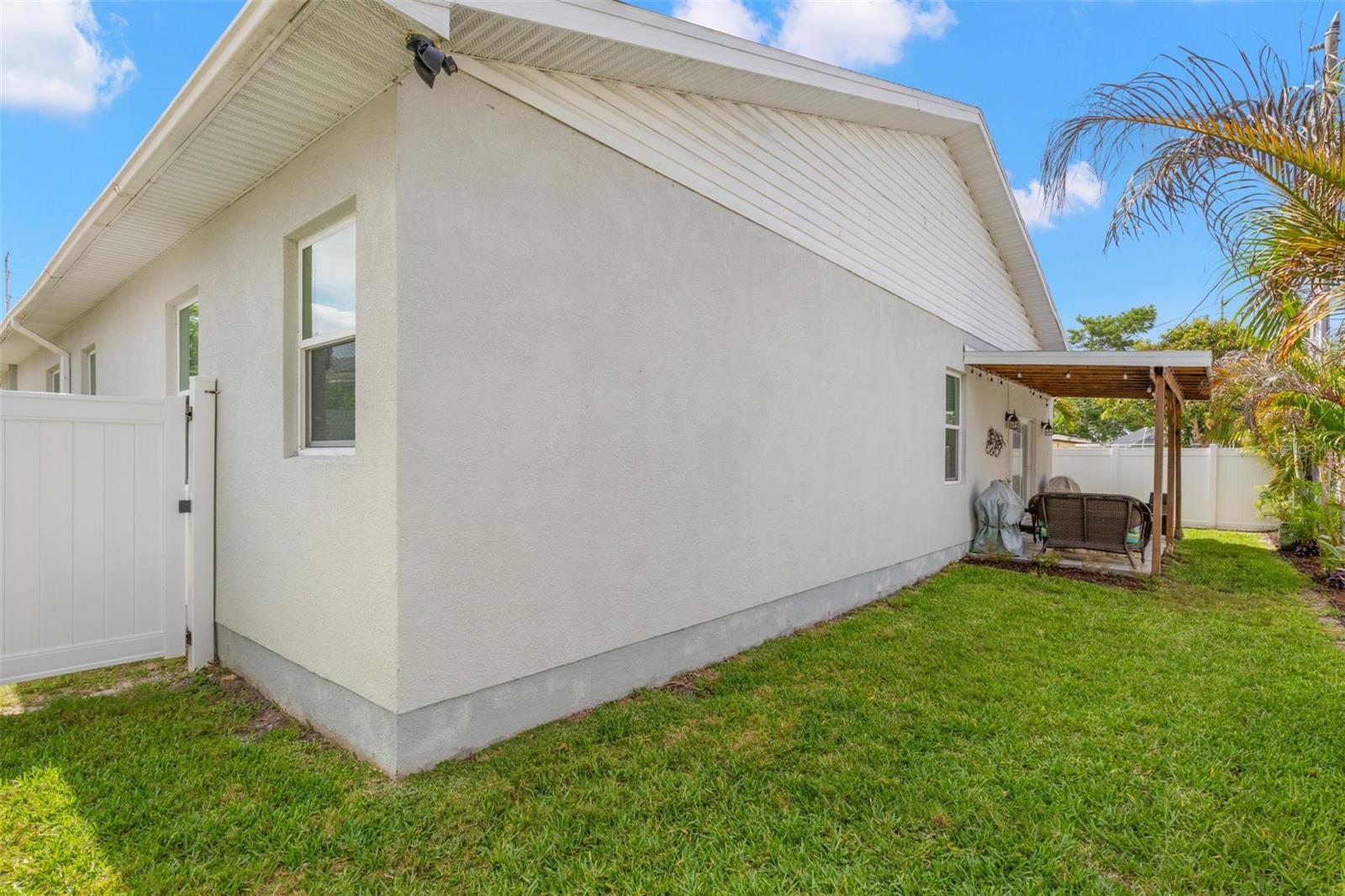 1720 VERDE DR — photo 15