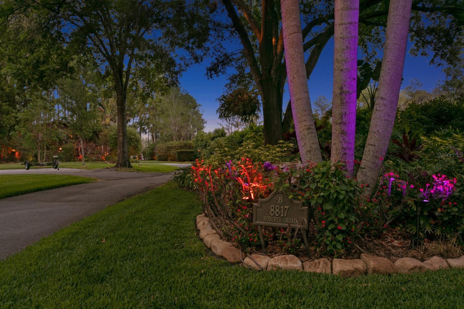 8817 ROBERTS RD — photo 9