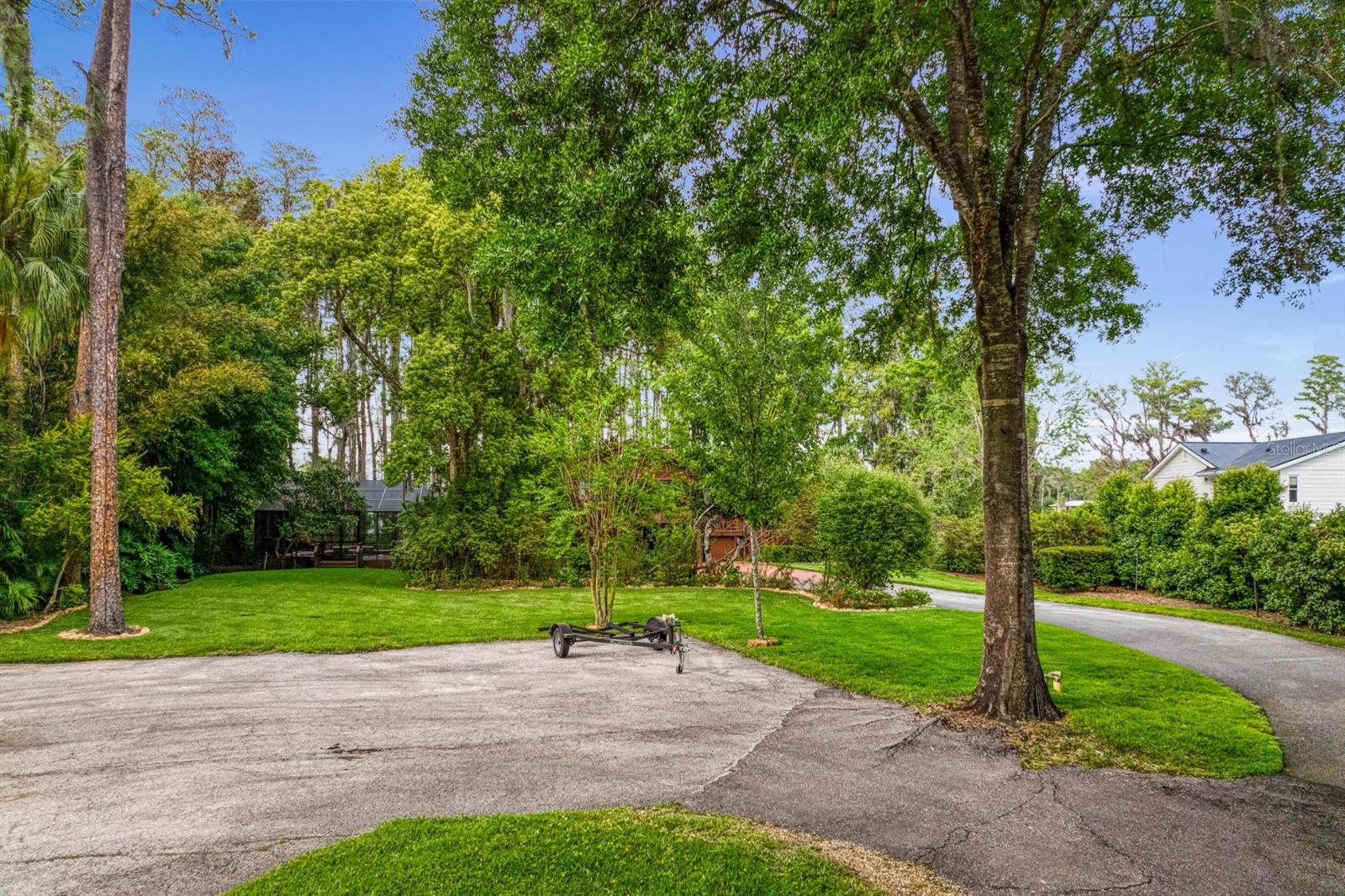 8817 ROBERTS RD — photo 95