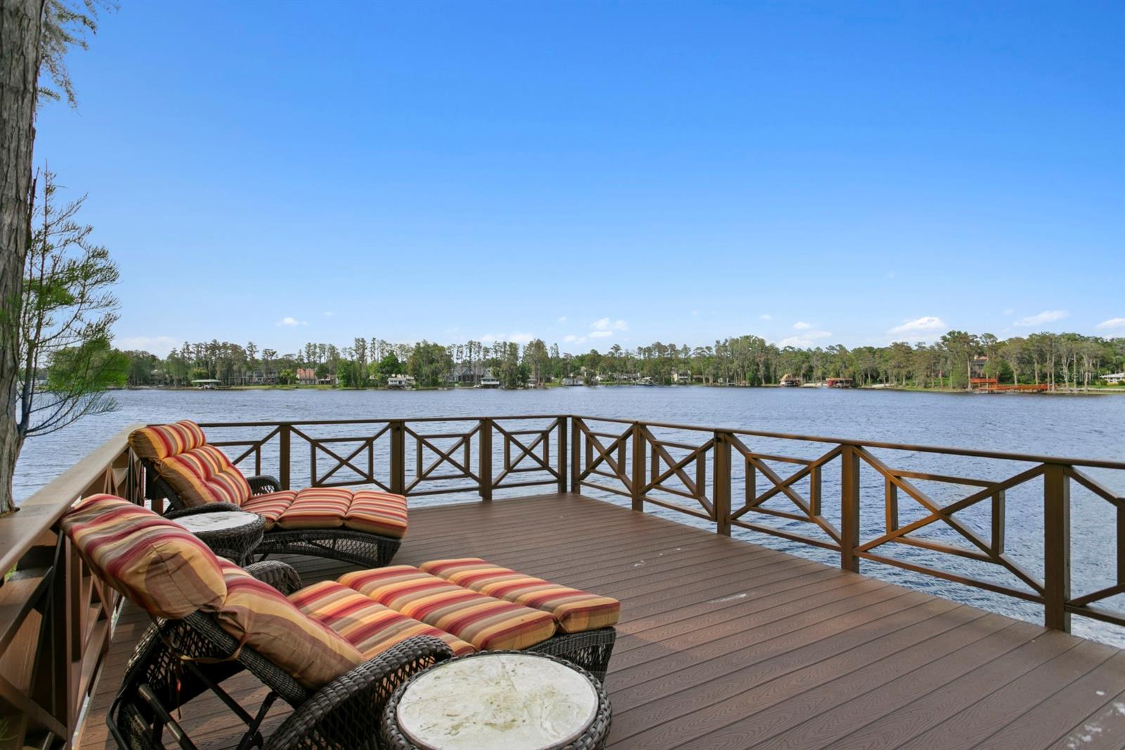 8817 ROBERTS RD — photo 4