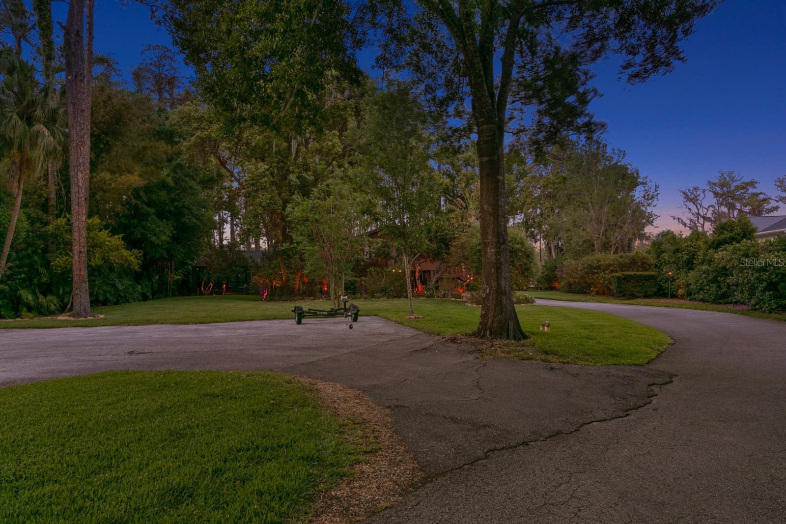 8817 ROBERTS RD — photo 89