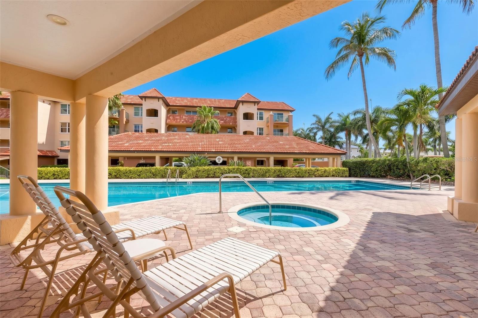 1695 PINELLAS BAYWAY S #D1 — photo 33