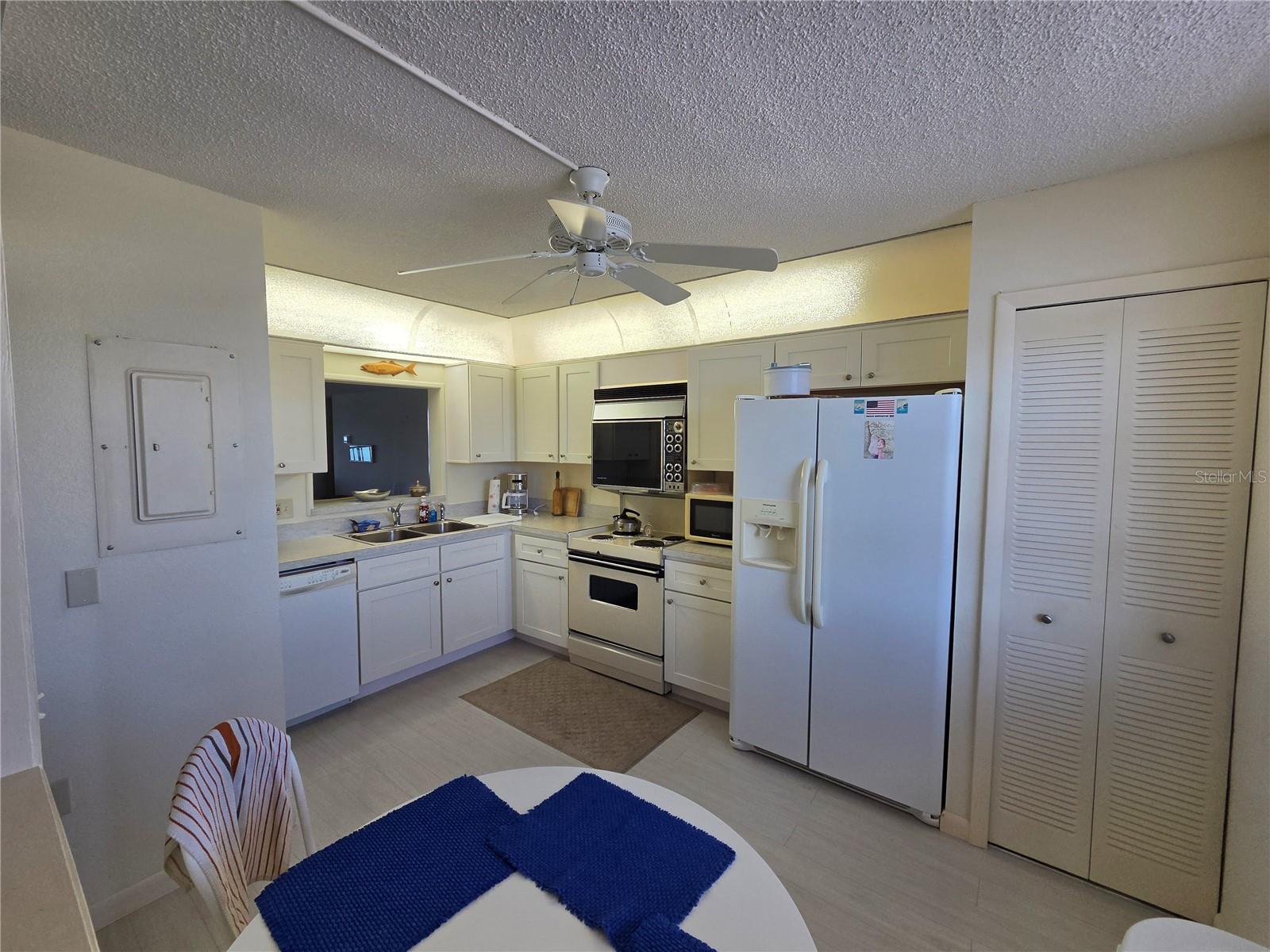 7700 SUN ISLAND DR S #503 — photo 5