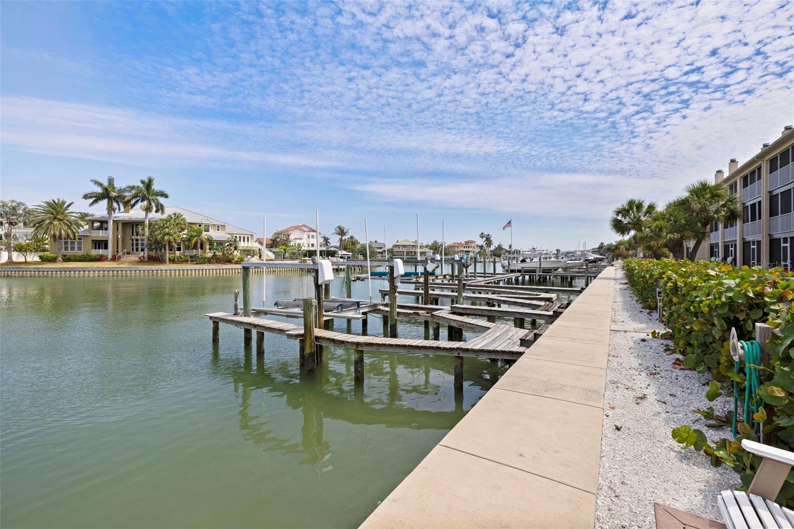 465 PINELLAS BAYWAY S #311 — photo 37