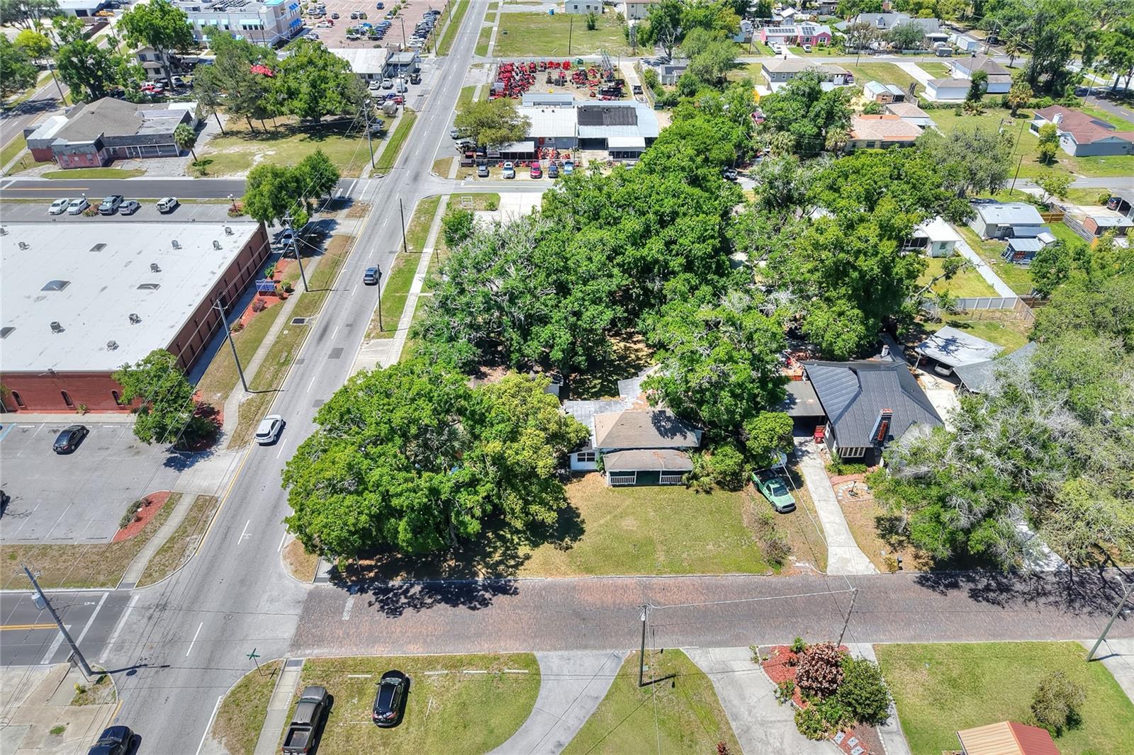 503 MERRIN ST — photo 10