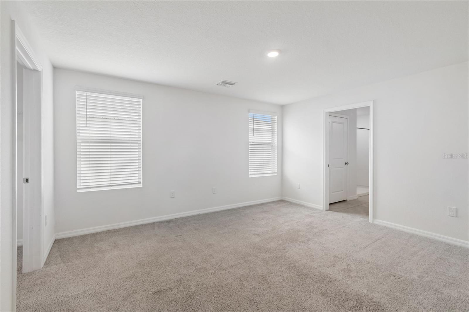 5254 ROCKY COAST PL — photo 33