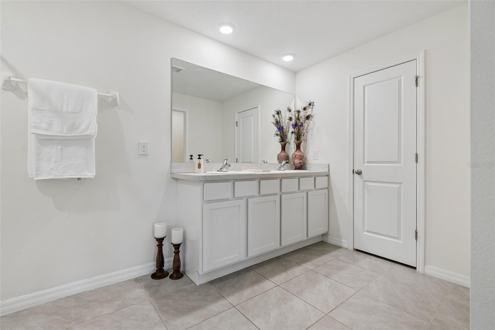 5254 ROCKY COAST PL — photo 40