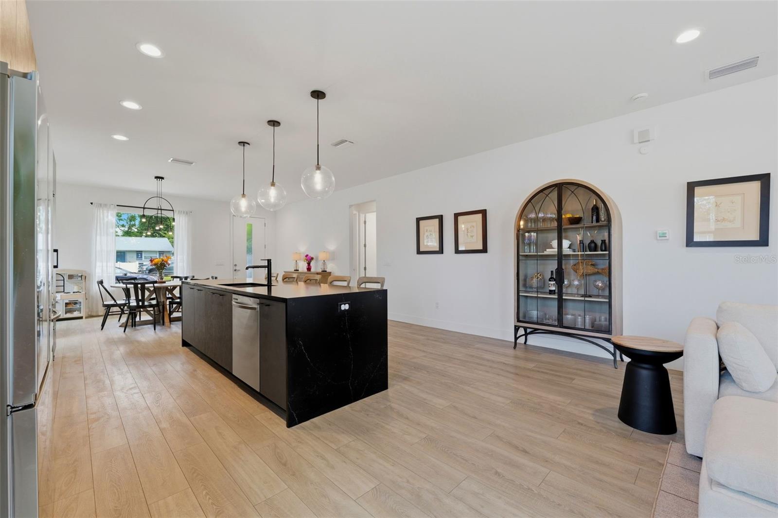5160 DARTMOUTH AVE N — photo 18