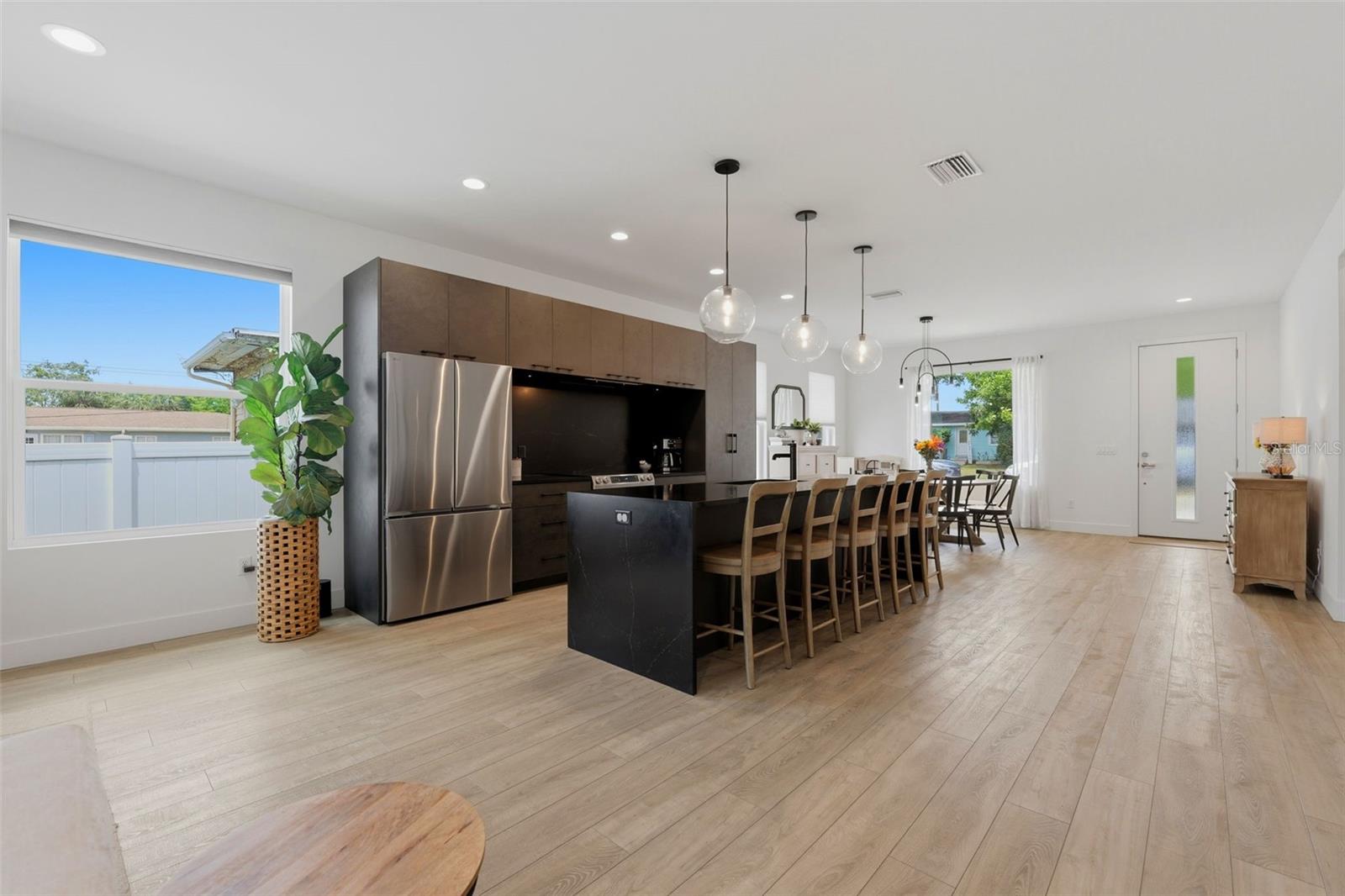 5160 DARTMOUTH AVE N — photo 12
