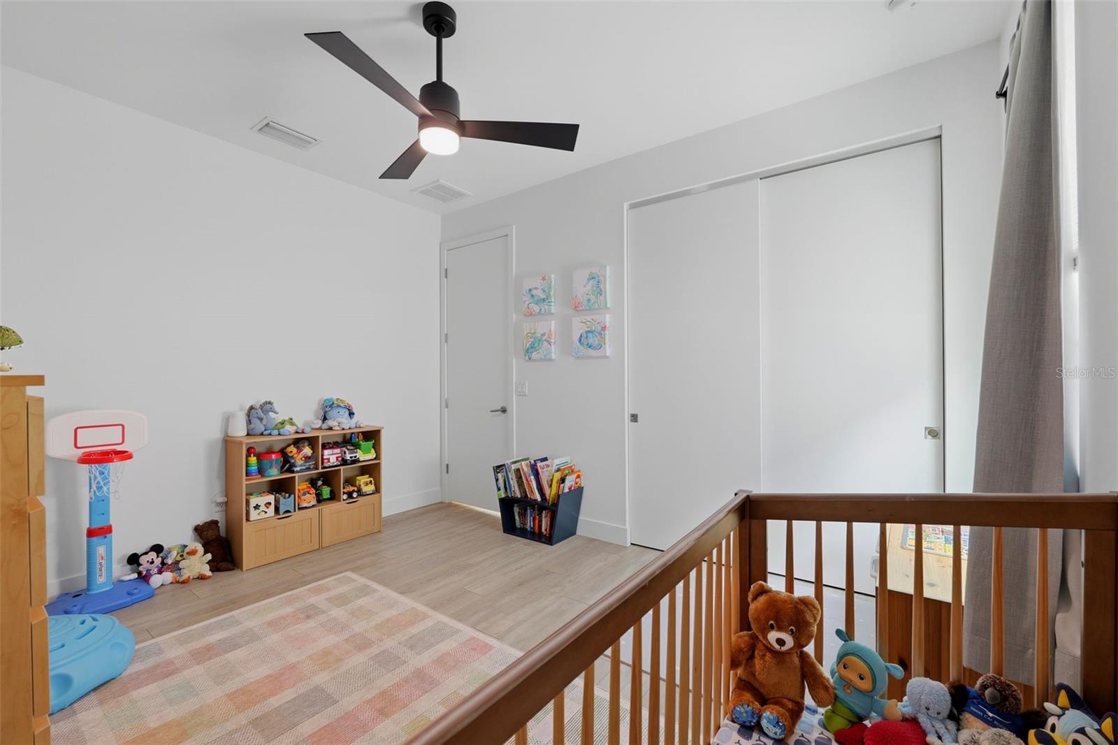 5160 DARTMOUTH AVE N — photo 36
