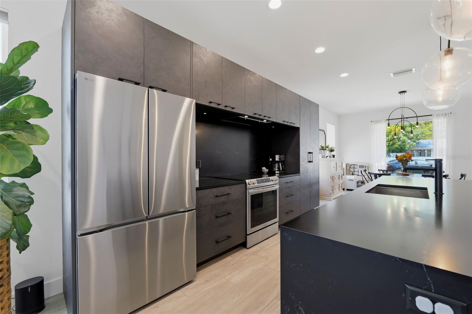 5160 DARTMOUTH AVE N — photo 14