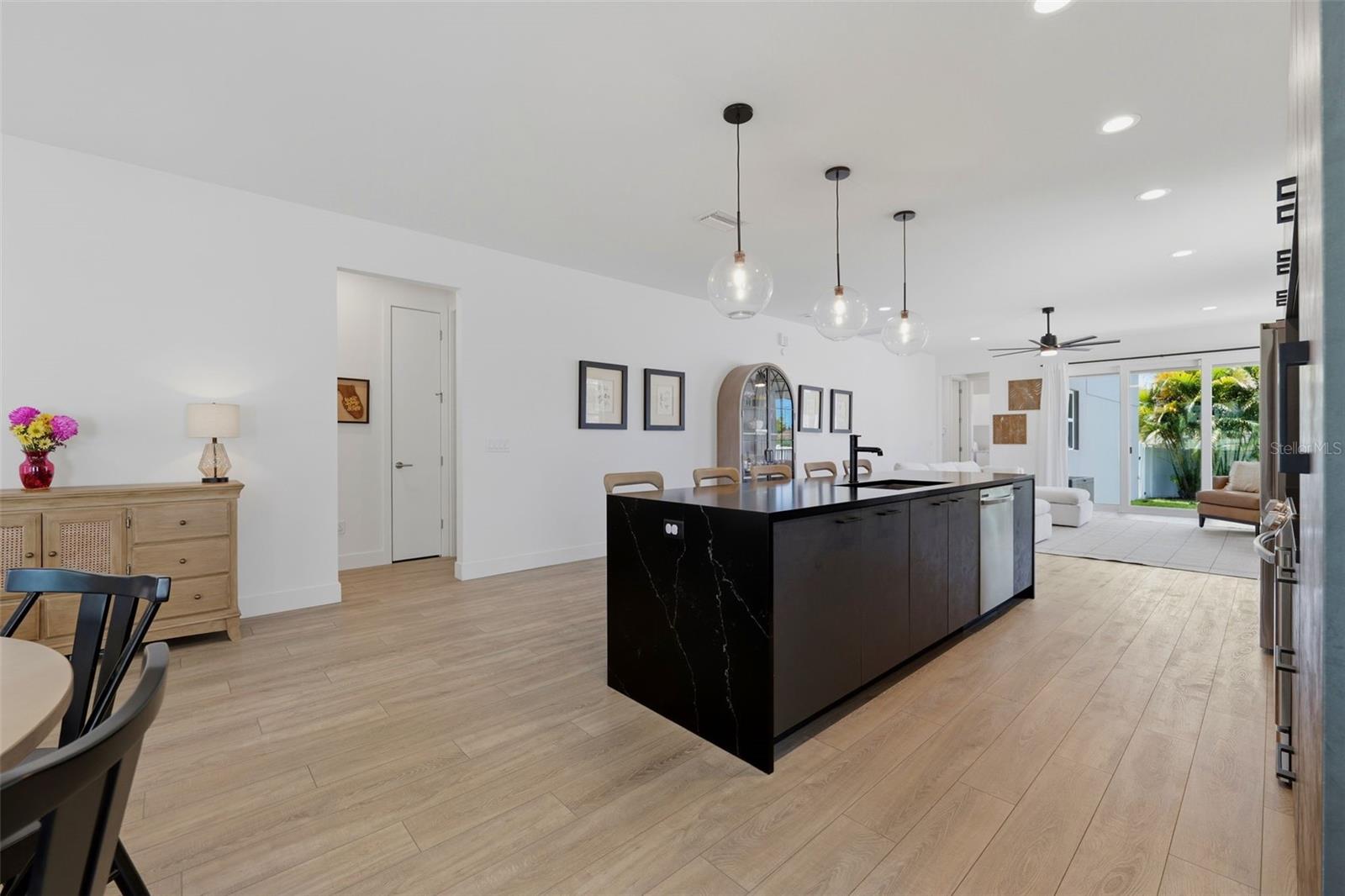 5160 DARTMOUTH AVE N — photo 16