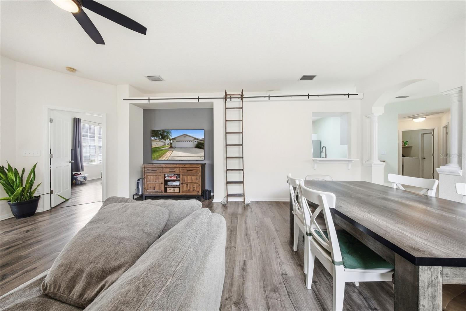 1902 ECHO POND PL — photo 12