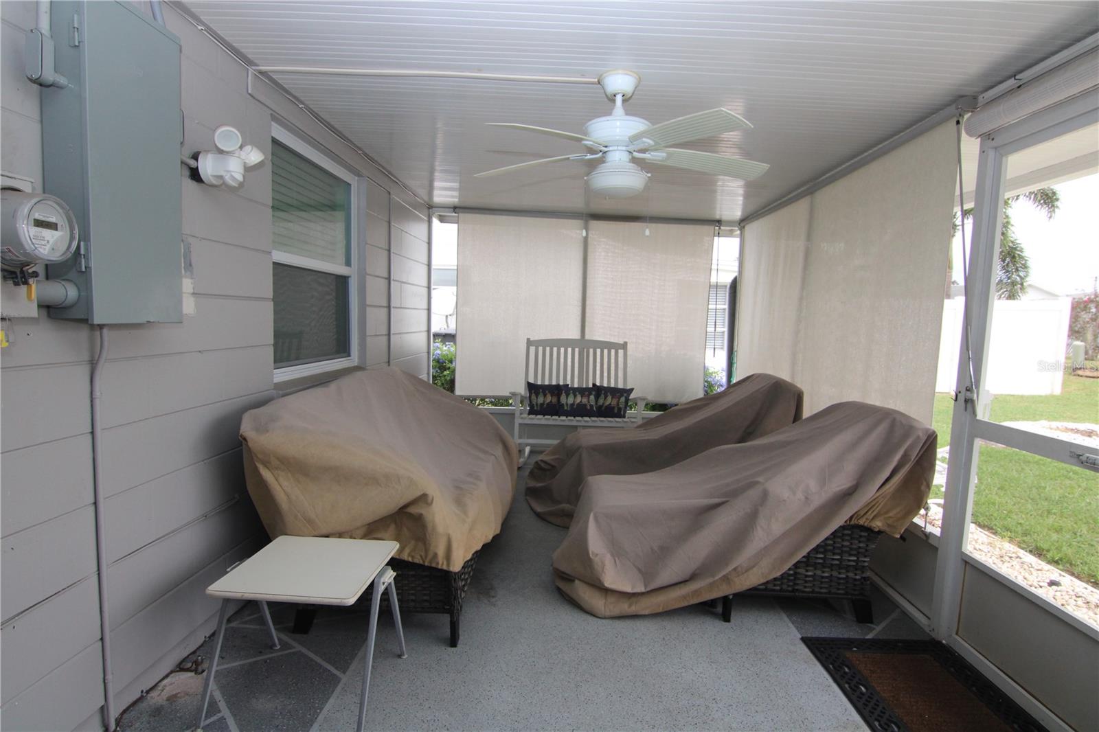 810 OAKMONT AVE — photo 16