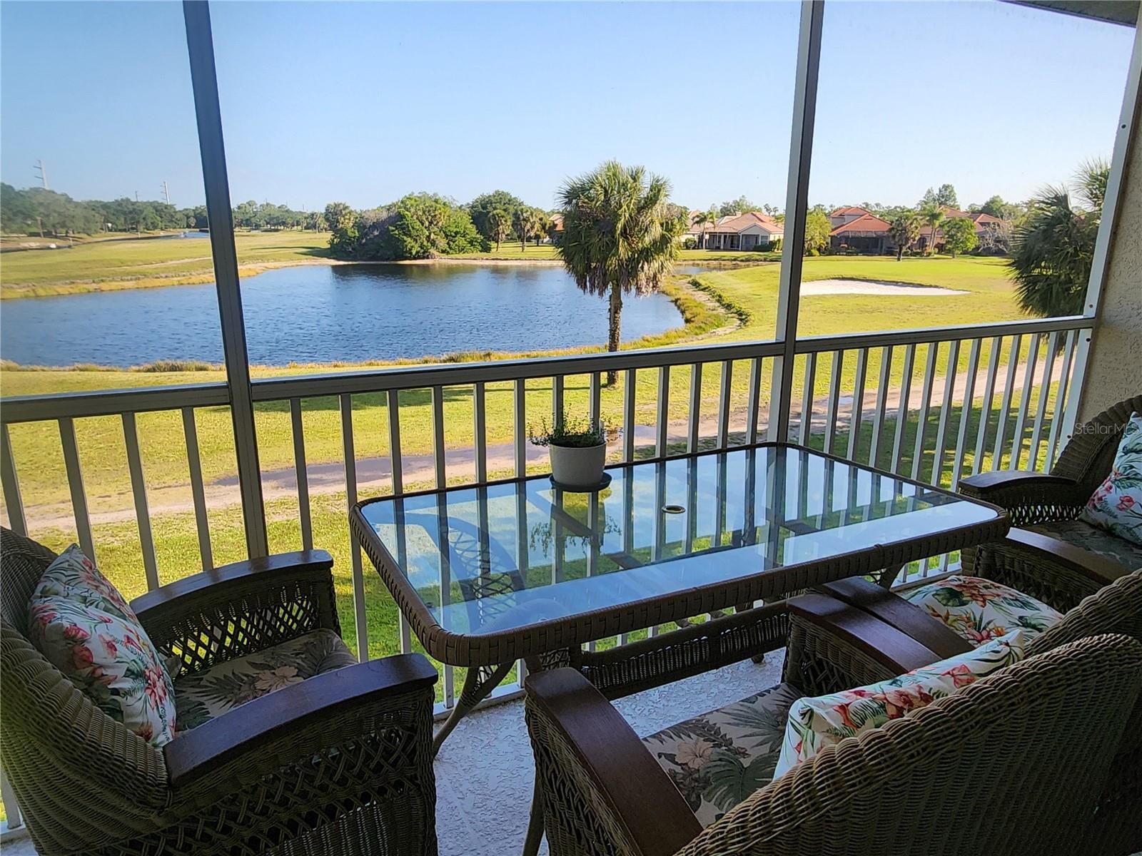 7224 CEDAR HOLLOW CIR — photo 17