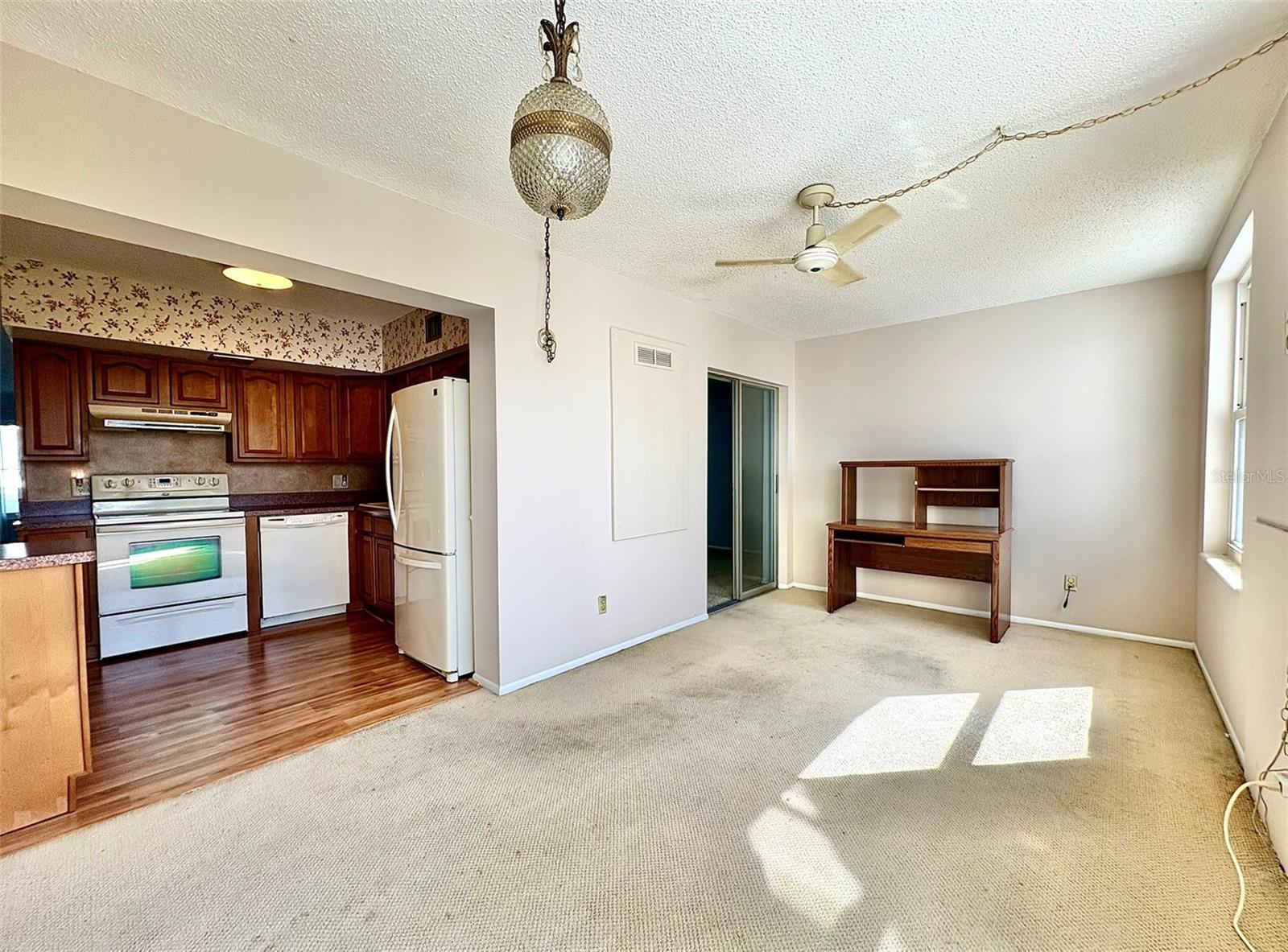 2428 COLUMBIA DR #36 — photo 13