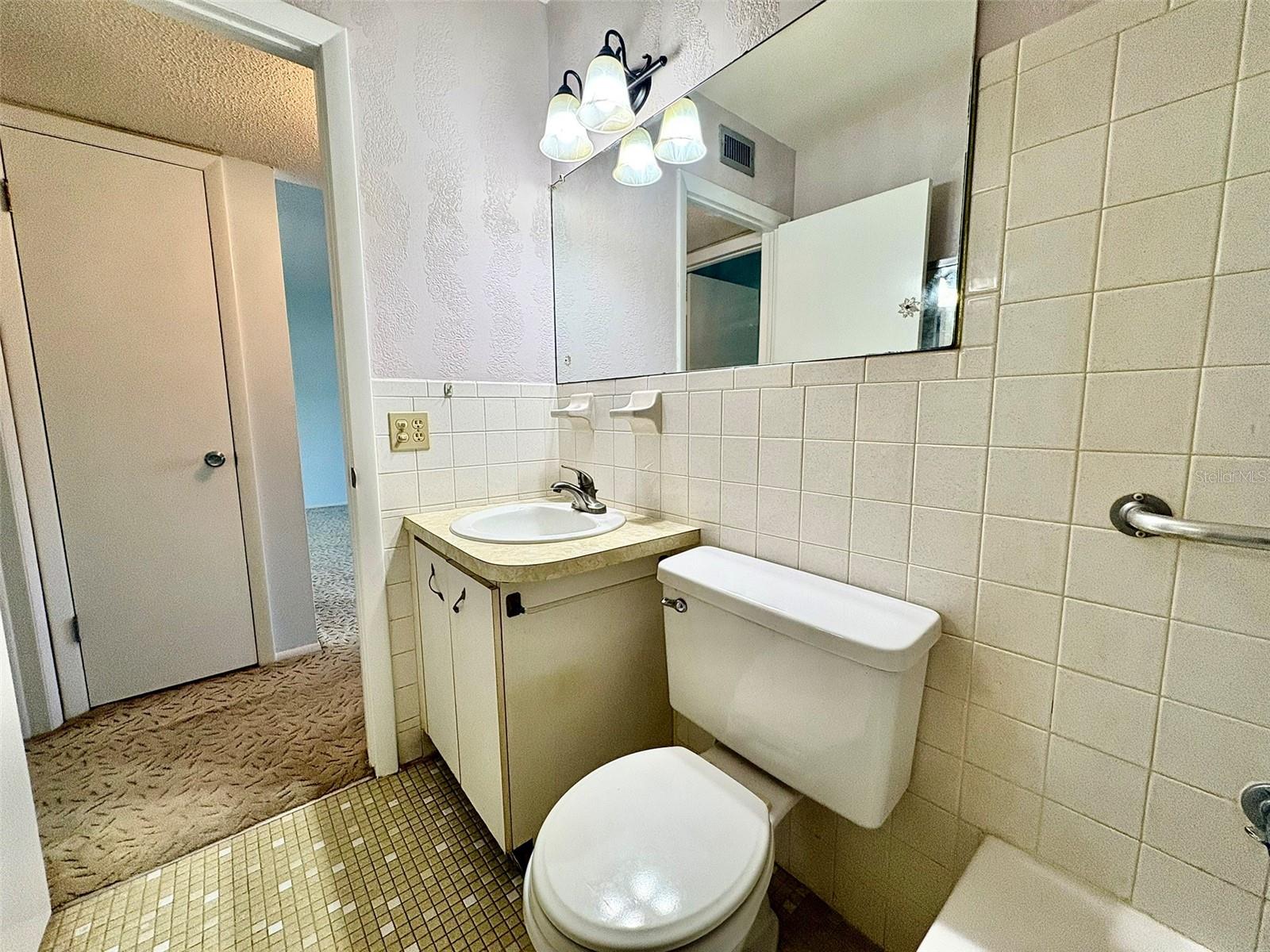 2428 COLUMBIA DR #36 — photo 20