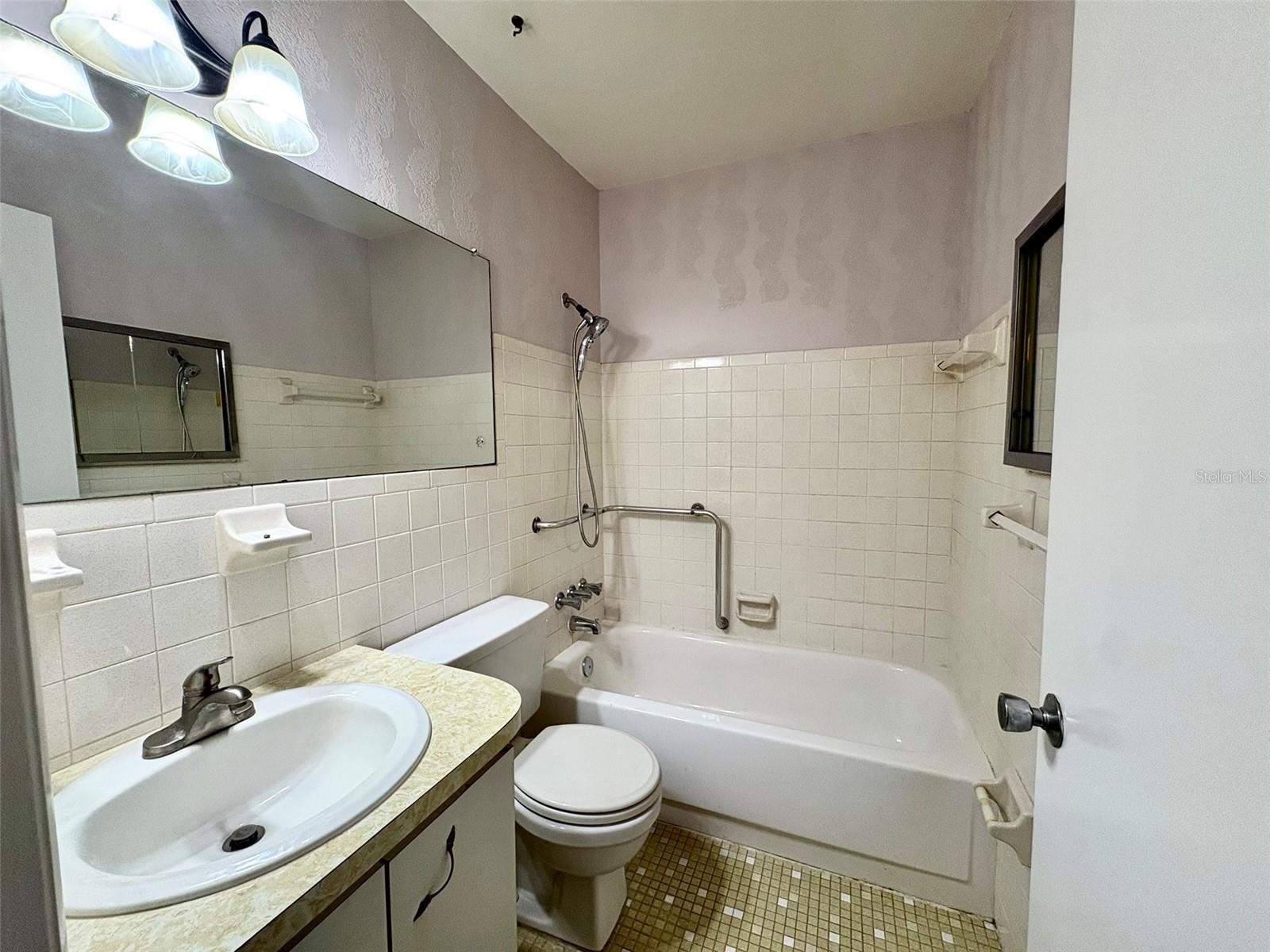 2428 COLUMBIA DR #36 — photo 19