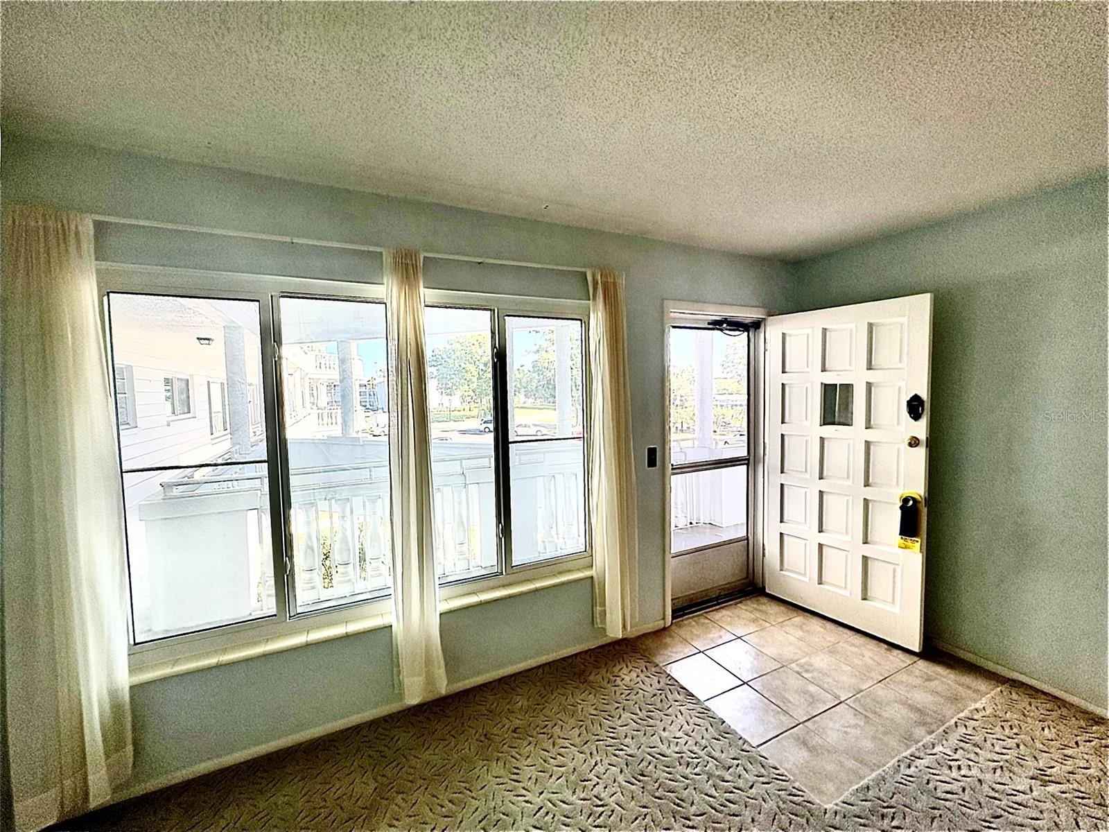 2428 COLUMBIA DR #36 — photo 5