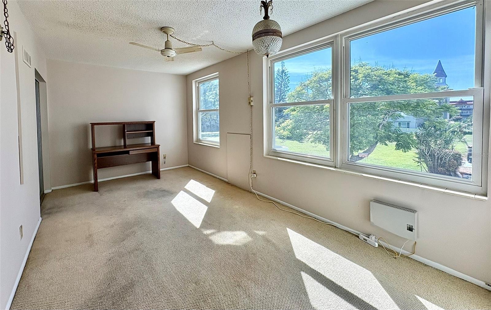 2428 COLUMBIA DR #36 — photo 12