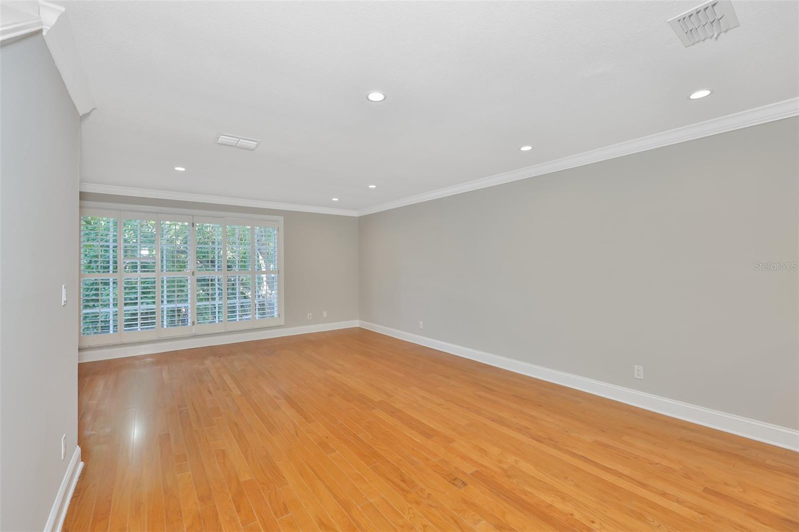 606 S GLEN AVE #10 — photo 12