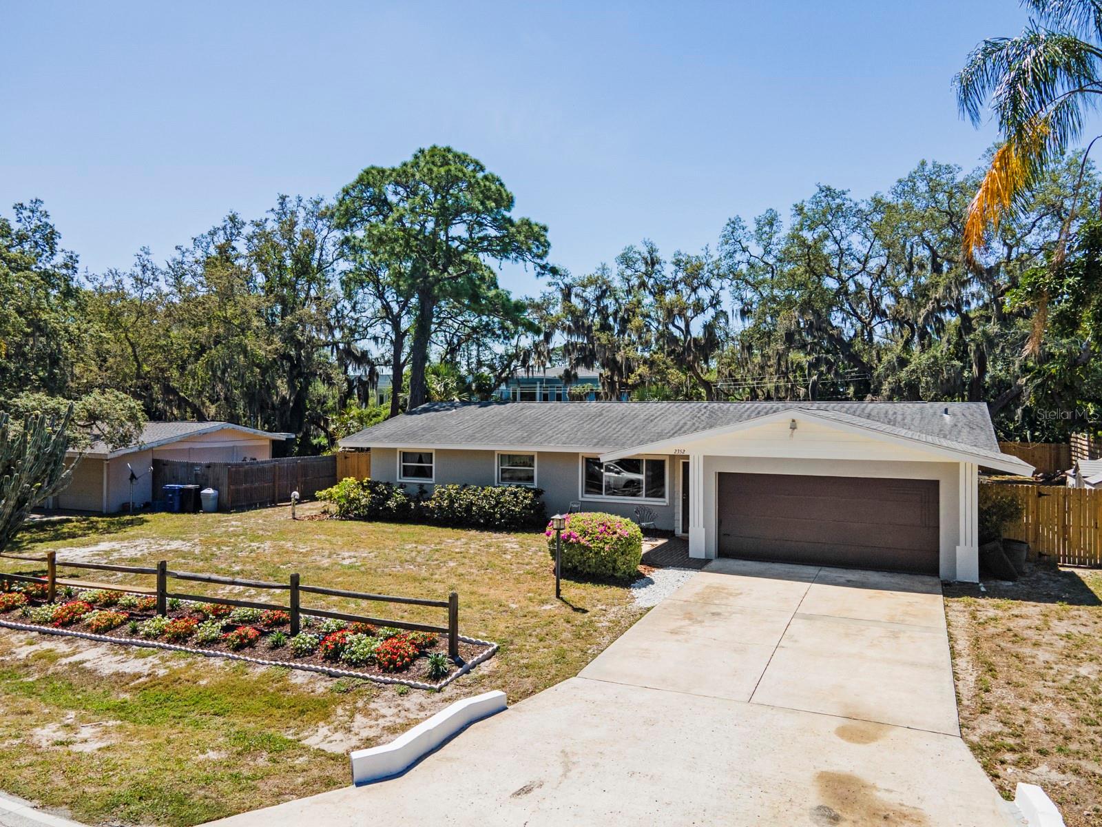 2352 PALM TER — photo 3